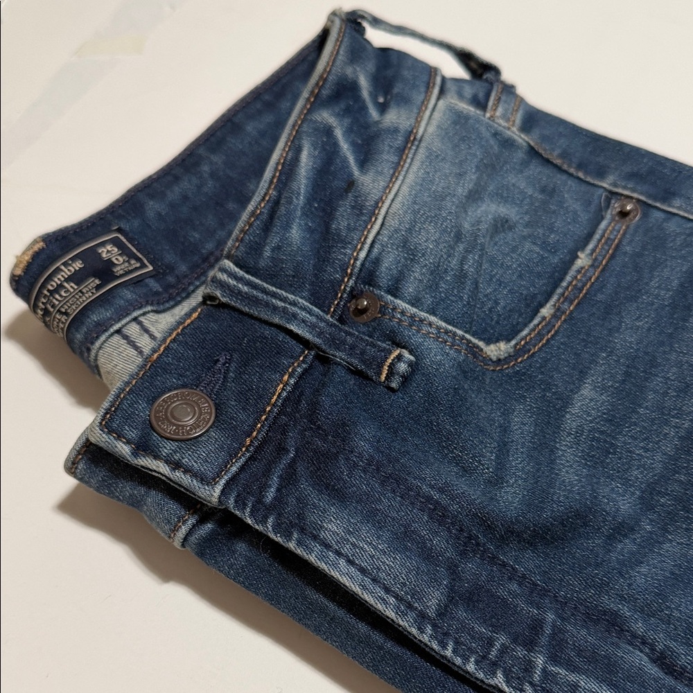 NEW Abercrombie & Fitch Super Skinny Jeans in Blue